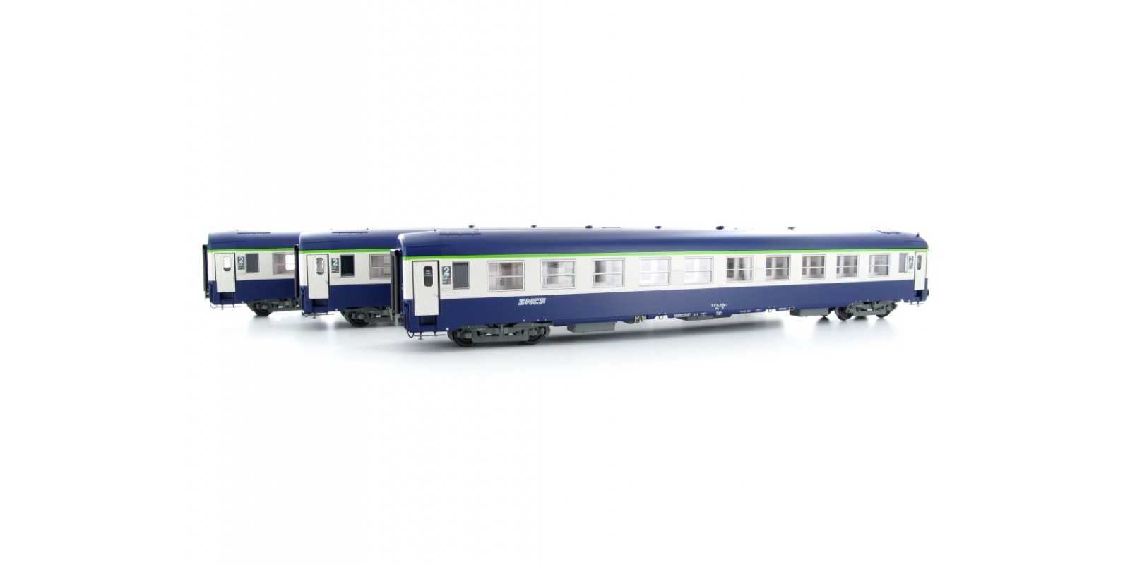 REVB181 Set of UIC Sleeping Coaches B9C9x Blue - Grey Silver 806 - Spagetti Logo Era V